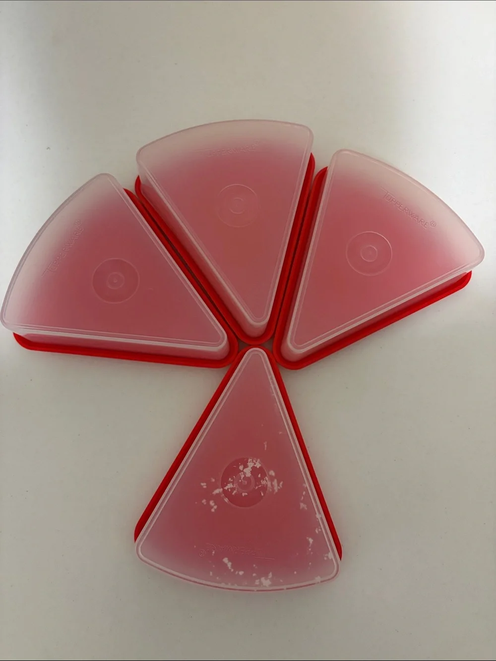Vintage Tupperware Poppy Red Pie Slice Keeper set of 4 Wedges 1980’s like new